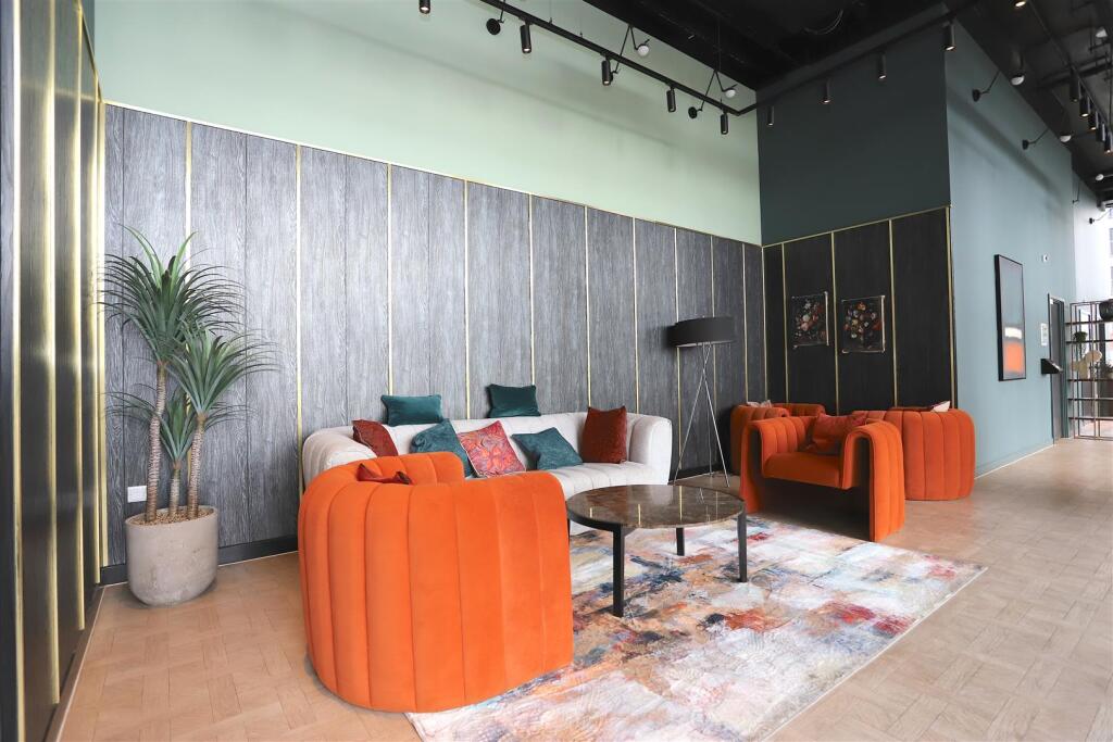 3 bedroom apartment for sale in Victoria House, East Piccadilly, M4